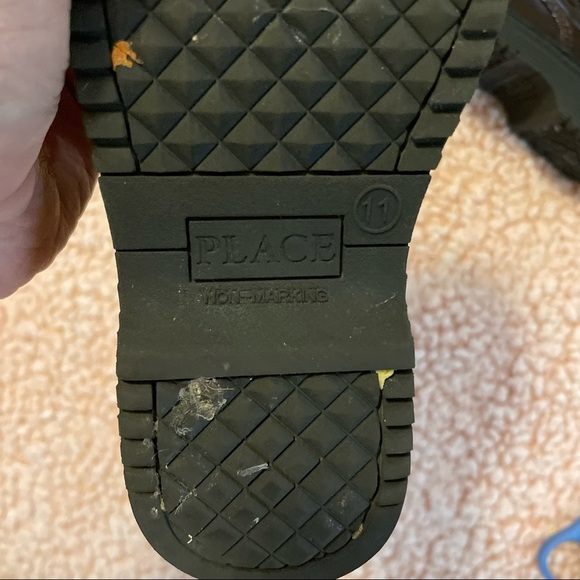 Little girls size 11 zip up combat boots - Picture 4 of 4